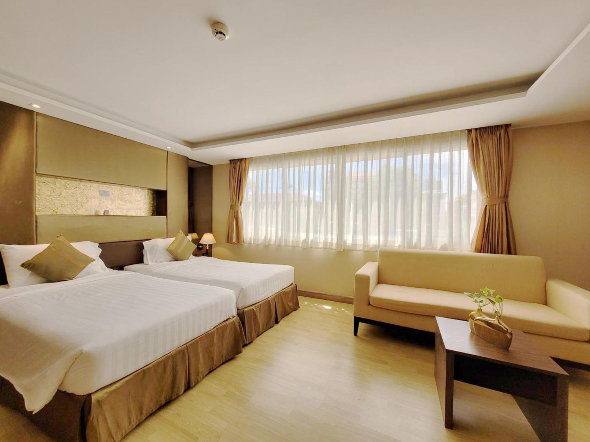 Nova Gold Hotel By Compass Hospitality Pattaya Luaran gambar