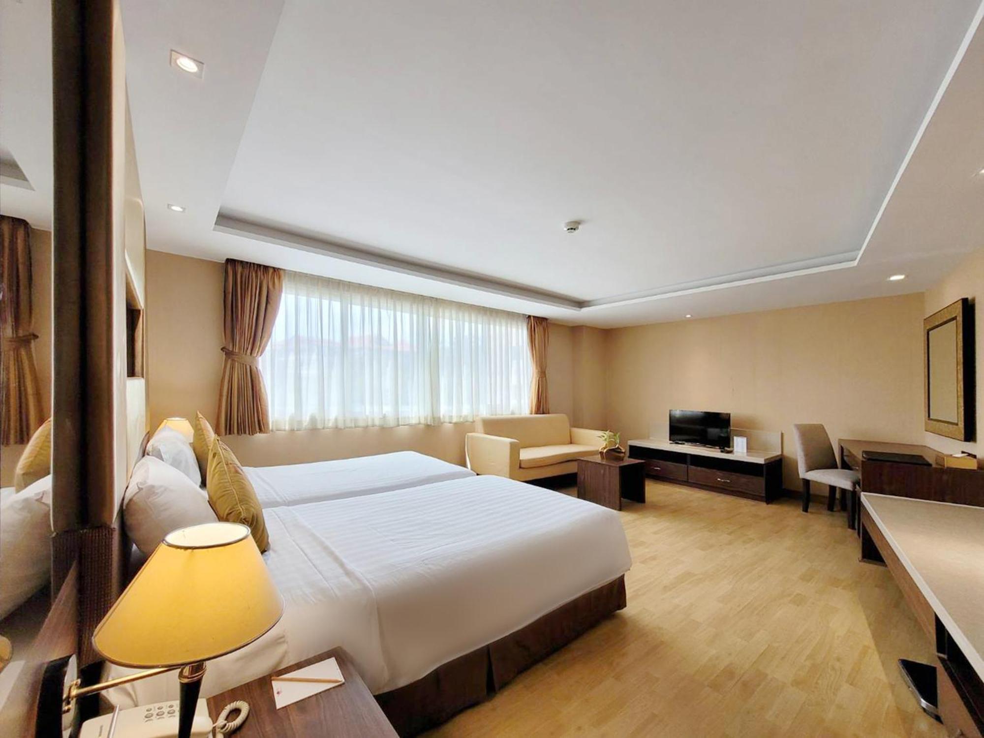 Nova Gold Hotel Pattaya Luaran gambar