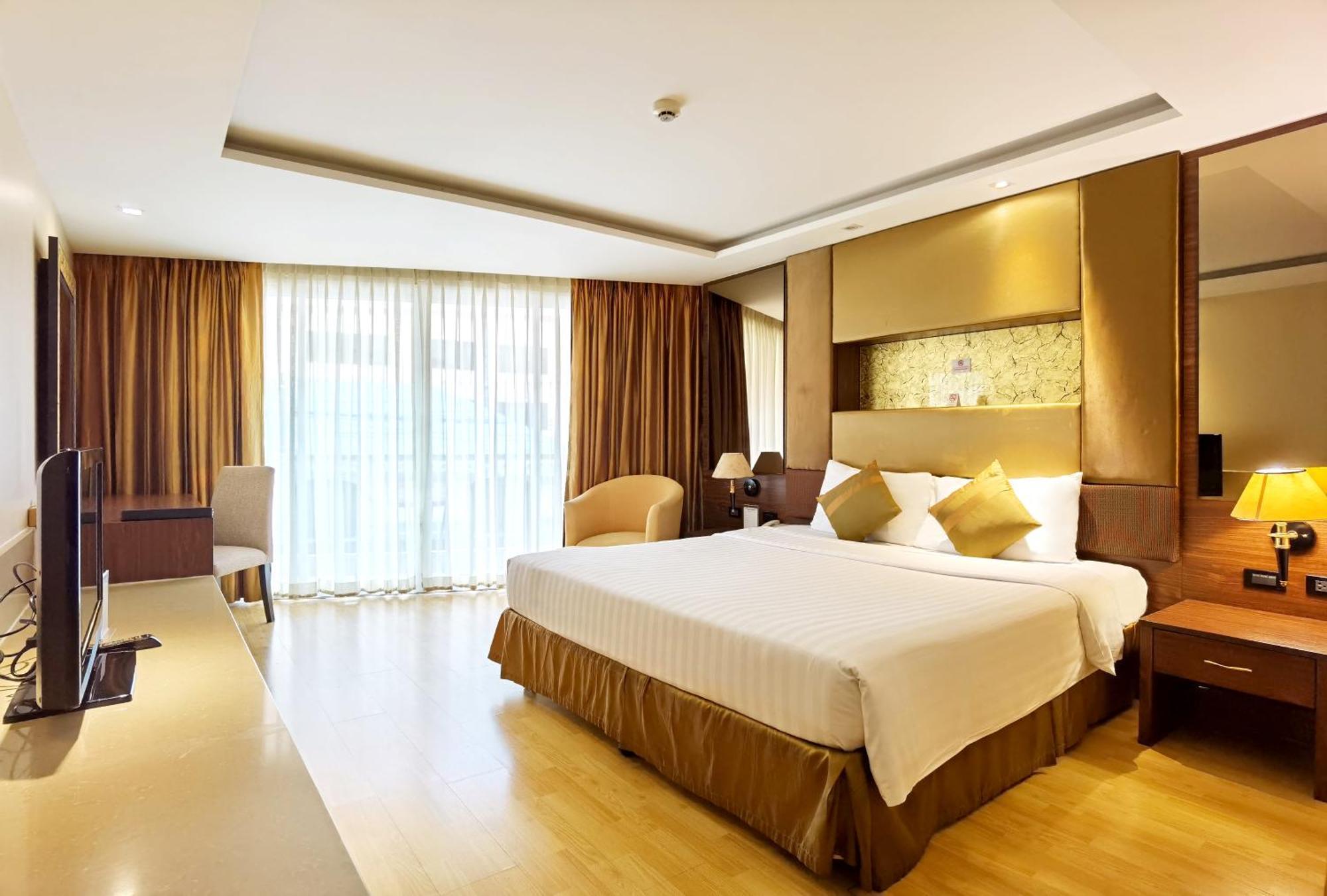 Nova Gold Hotel Pattaya Luaran gambar